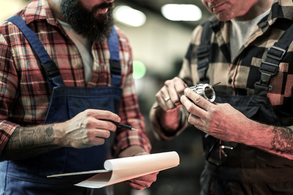 Handwerkerverträge 2025 rechtssicher machen